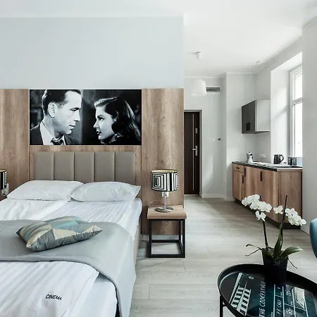 Cinema شقة بوزنان