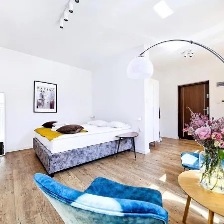 Cinema Appartement *